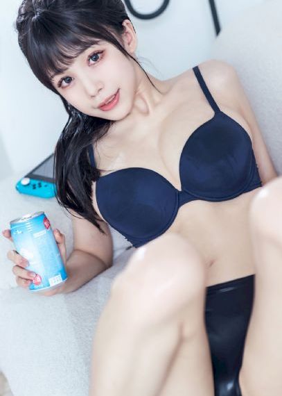 两男一女一起做韩国电影三级